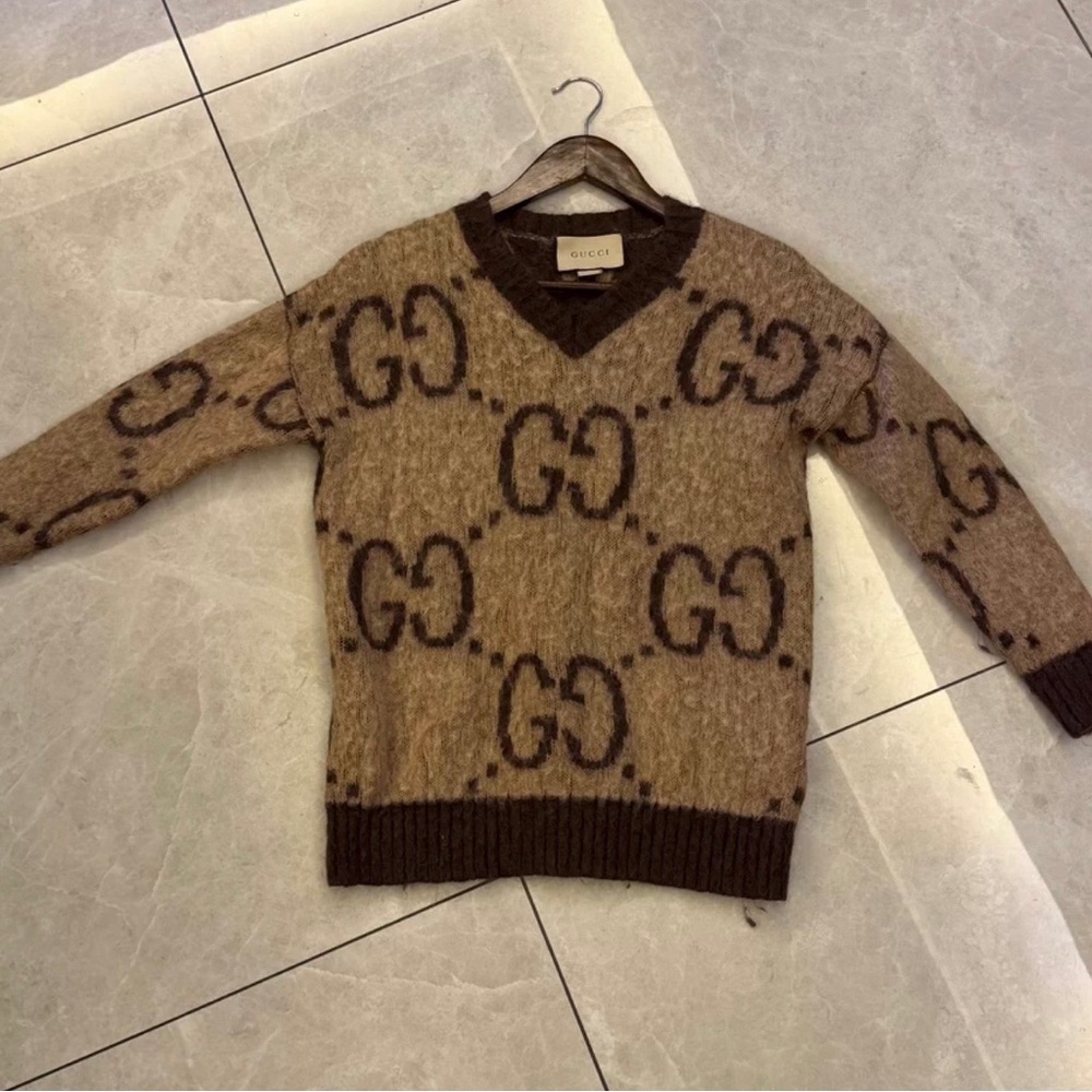 Gucci Fuzzy Brown Knitwear